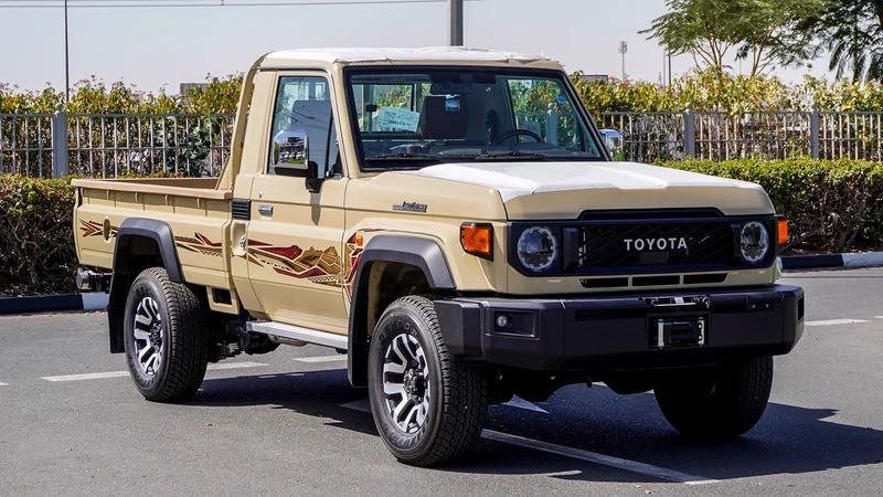 2025 TOYOTA CRUISER PICKUP